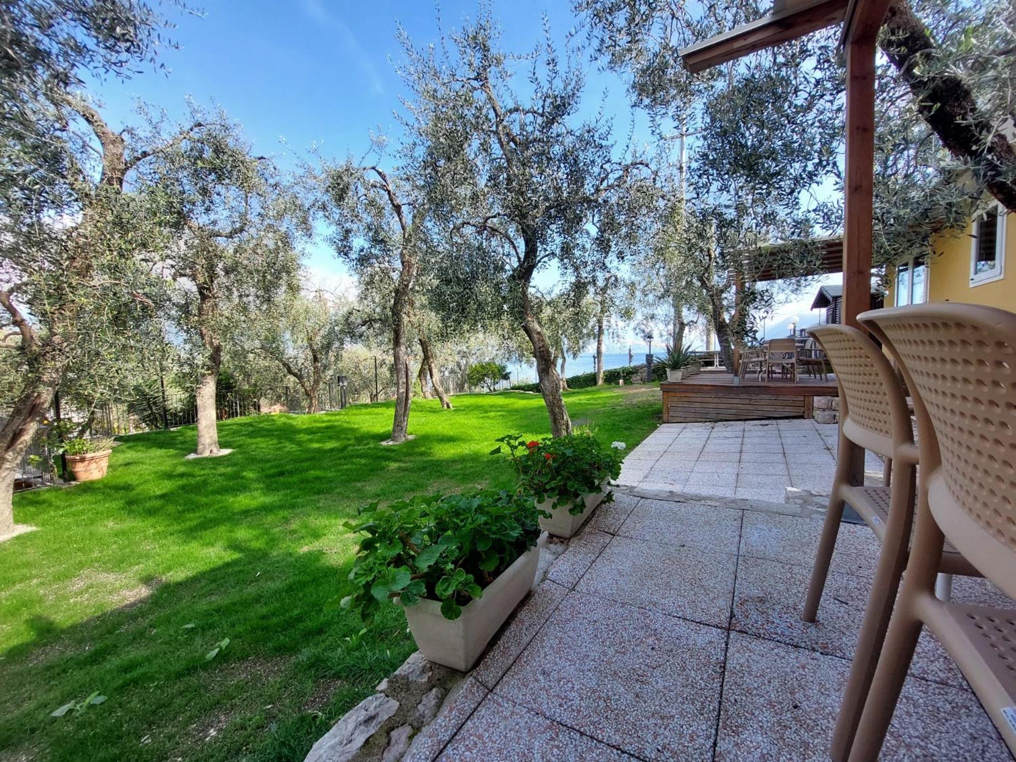 Camping Le Maior Brenzone sul Garda Kültér fotó