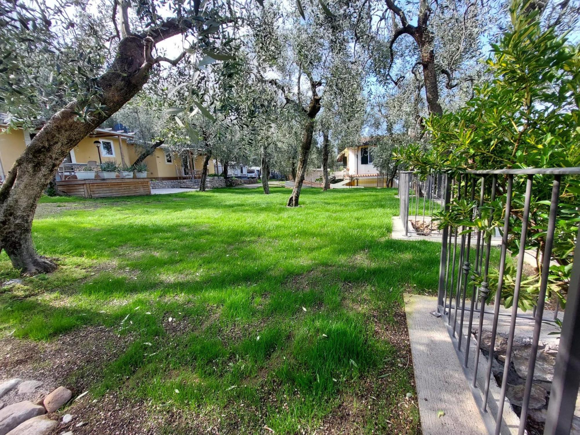 Camping Le Maior Brenzone sul Garda Kültér fotó